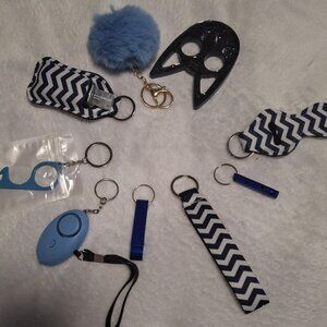 Blue Chevron Safety Keychain w/knuckles